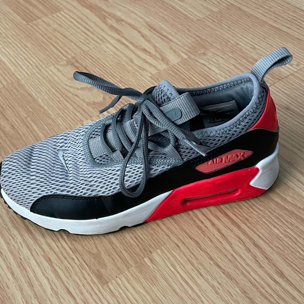 NIKE air max